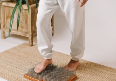 découvrez les bienfaits de l'acupression grâce aux tapis d'acupression. relaxation, soulagement de la douleur, amélioration du sommeil et beaucoup d'autres avantages vous attendent. essayez-les pour une expérience de bien-être unique.
