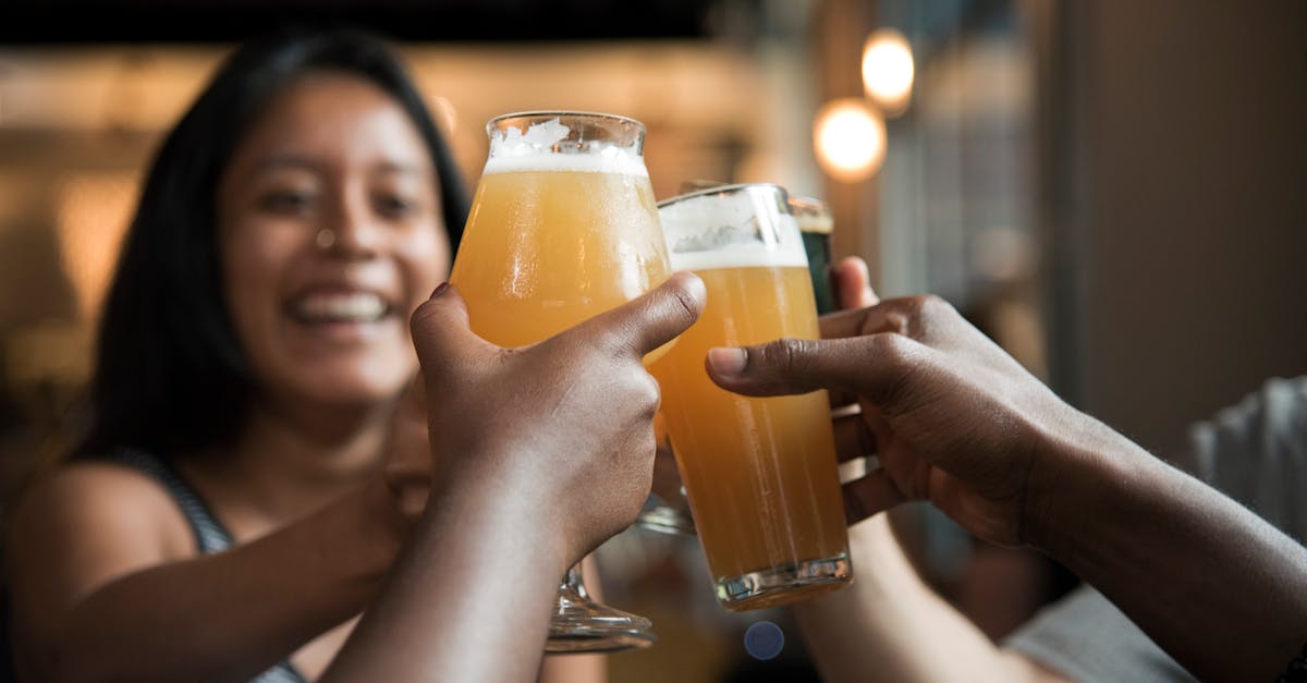 découvrez l'univers de la bière : des variétés artisanales aux classiques intemporels, explorez les saveurs, les histoires et les conseils de dégustation pour apprécier chaque gorgée. plongez dans la culture de la bière et trouvez votre nouvelle breuvage préféré.