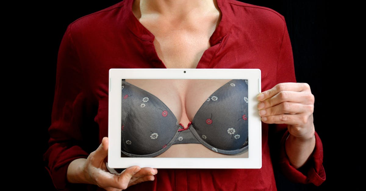 découvrez notre collection de lingerie élégante et confortable, conçue pour sublimer votre silhouette et révéler votre sensualité. des modèles variés pour toutes les occasions et toutes les morphologies.