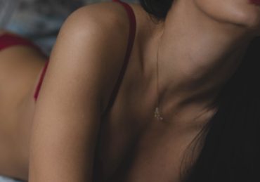 découvrez notre collection élégante de lingerie alliant confort et style. des pièces sensuelles aux designs raffinés, trouvez la lingerie parfaite pour chaque occasion et réveillez votre féminité.