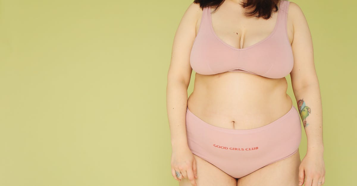 découvrez les dernières tendances en lingerie pour sublimer votre beauté et votre confort. explorez les styles innovants, motifs tendance et matières délicates qui redéfinissent la lingerie moderne.