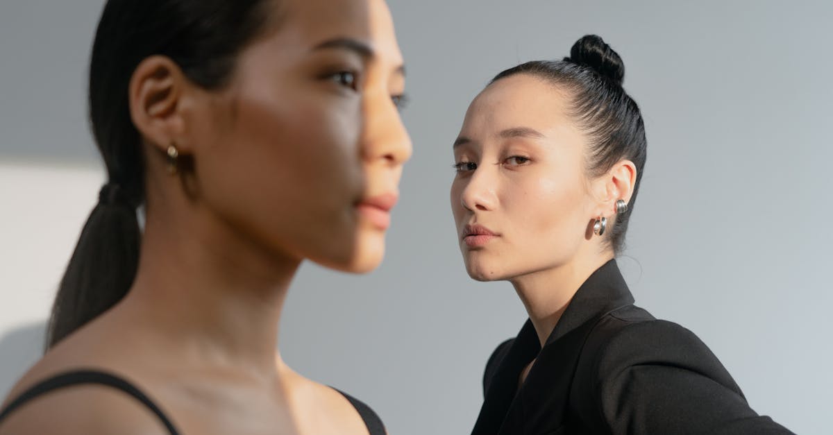 découvrez les dernières tendances de la mode : styles, couleurs et accessoires incontournables pour rester à la pointe de la fashion cette saison.